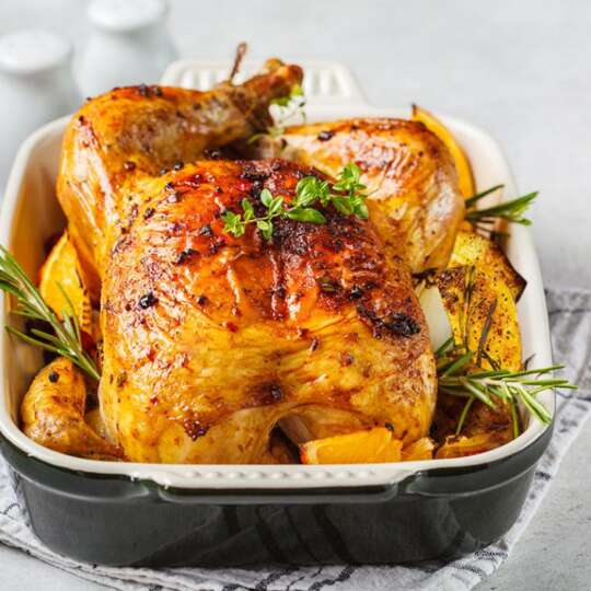 Pollo asado con guarnición